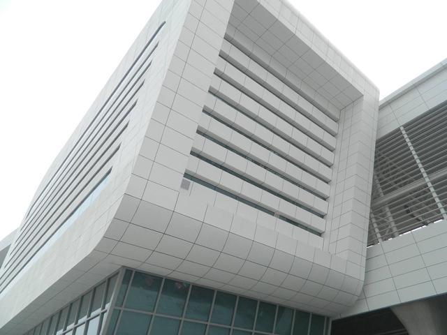 氟碳漆在建筑外墻的應(yīng)用